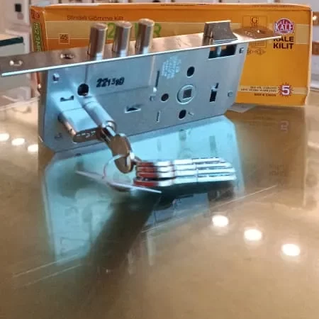 قفل برند کاله